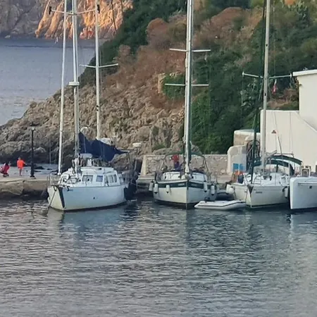 Tekne Le Dimore Charter *